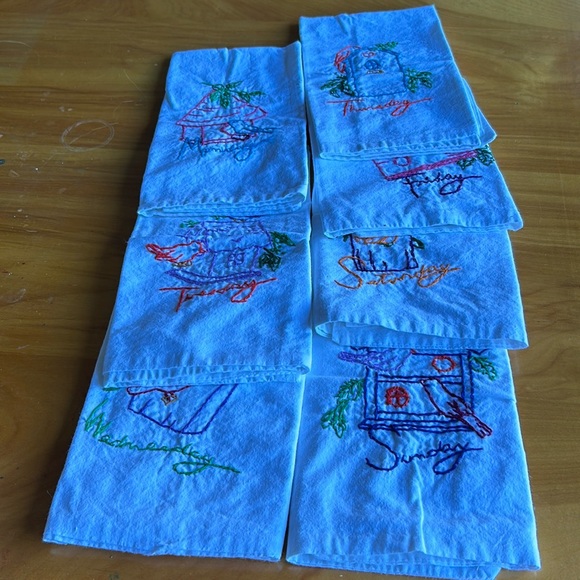 Flour sack embroidered Days of the Week Birdhouses - Picture 2 of 10
